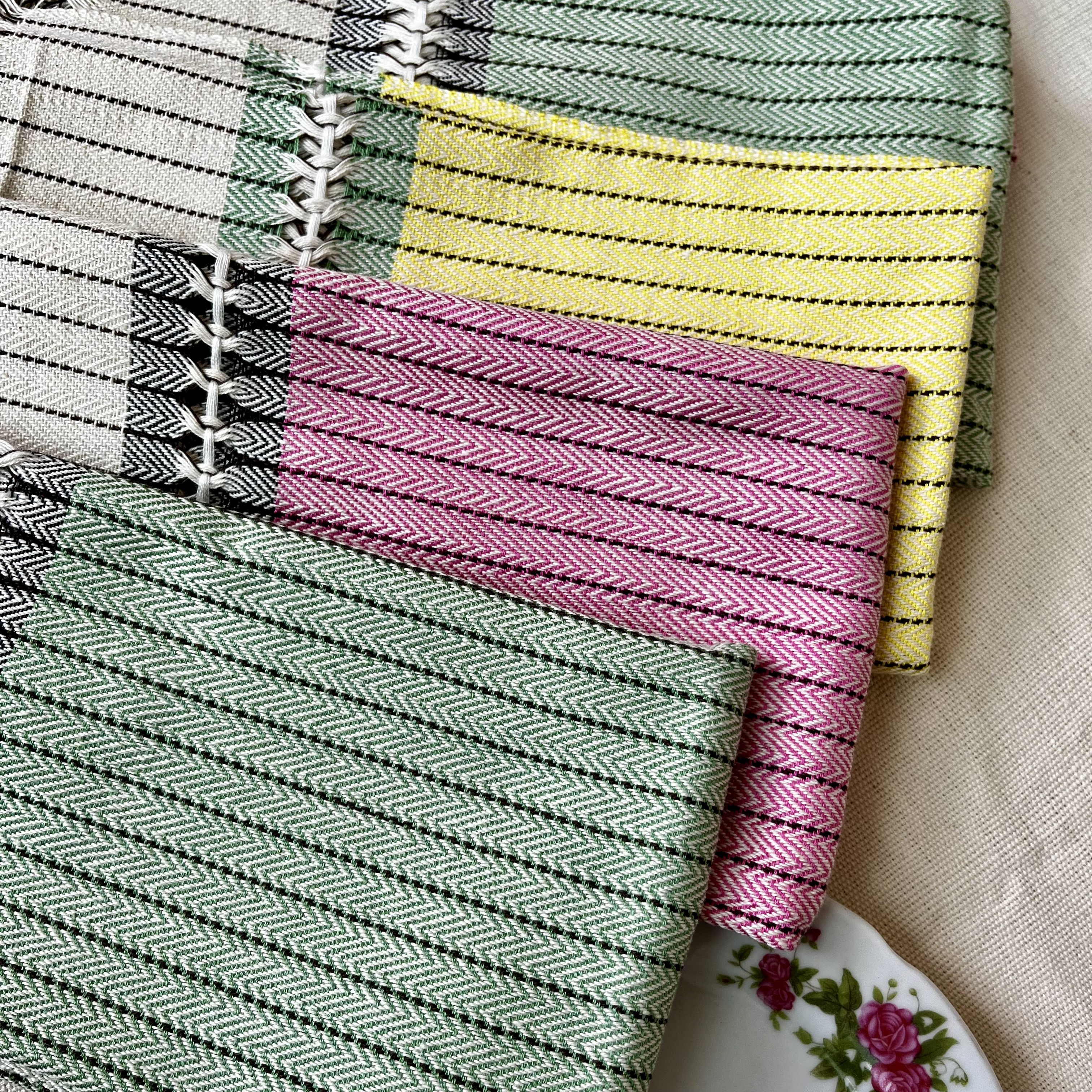 حوله های دست وصورت پنبه ای پنبه ناز